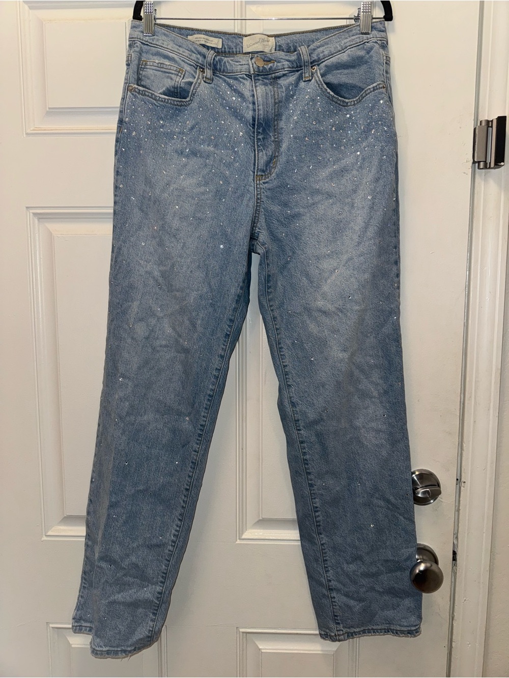 Universal Thread Light Blue Straight-Leg Jeans Bedazzled 0360